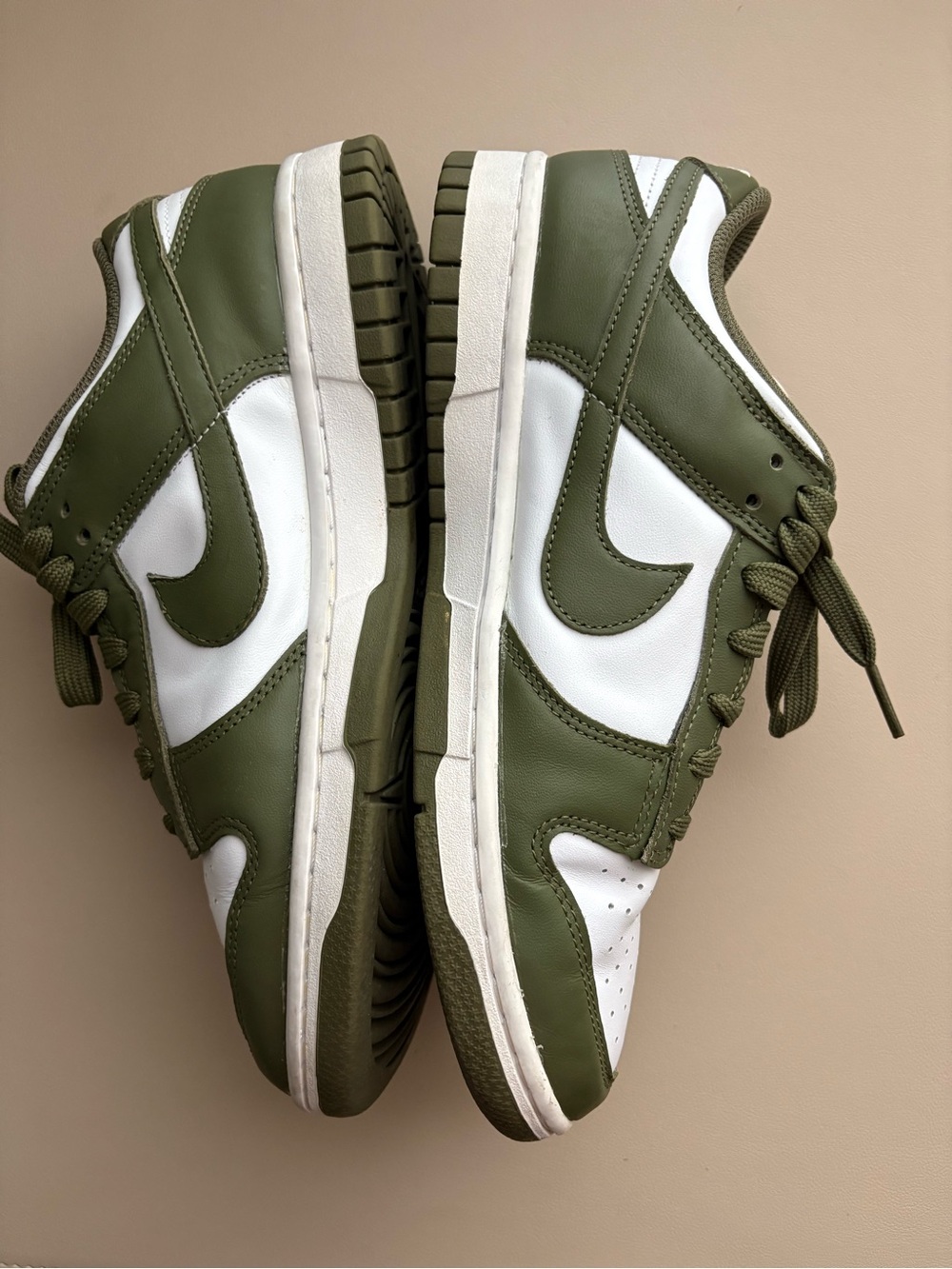 Nike Green and White Sneakers Dunks